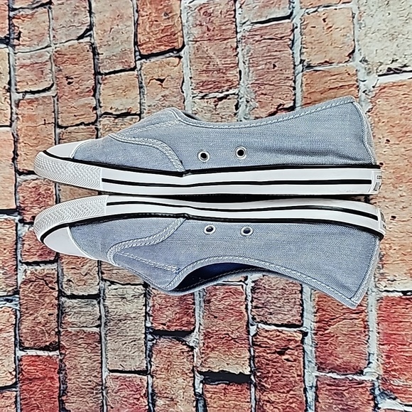 CONVERSE ALL-STAR CHUCK TAYLOR SLIP ON LOWTOP SHOES,  WOMANS SIZE 8, EUC - Picture 8 of 12